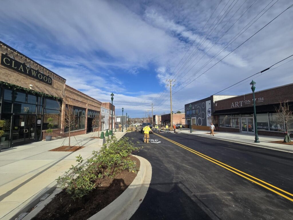 Hendersonville 7th Avenue Streetscape