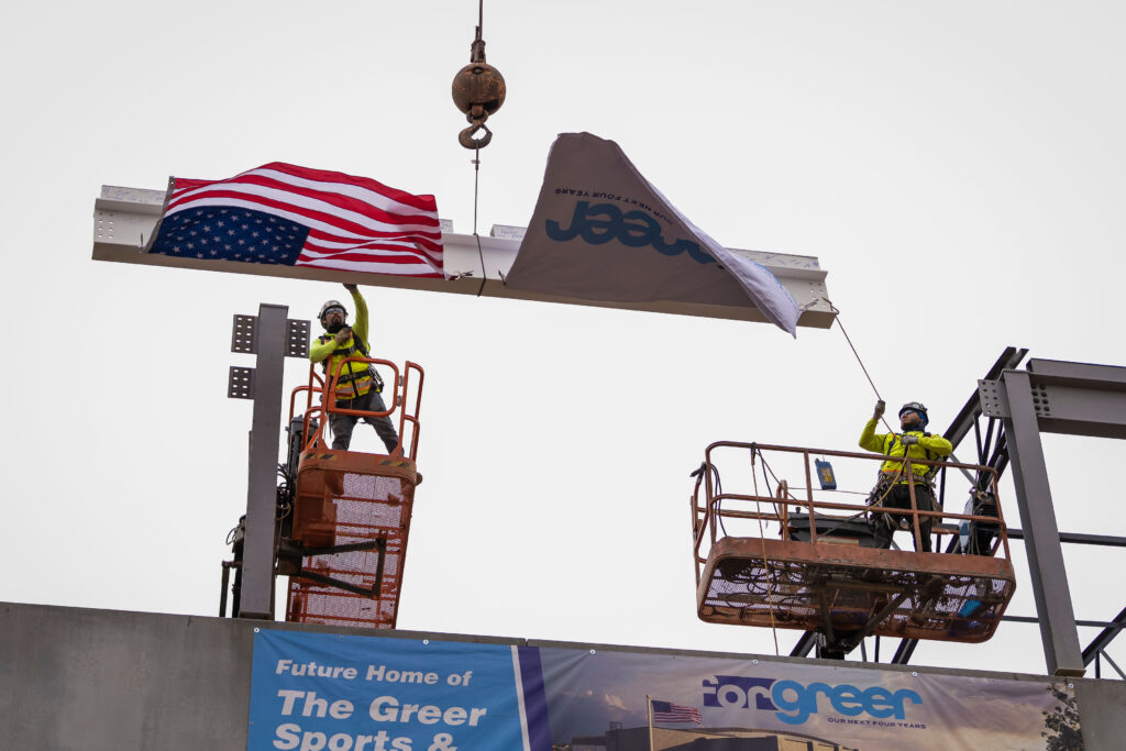 GreerSports ToppingOut ()