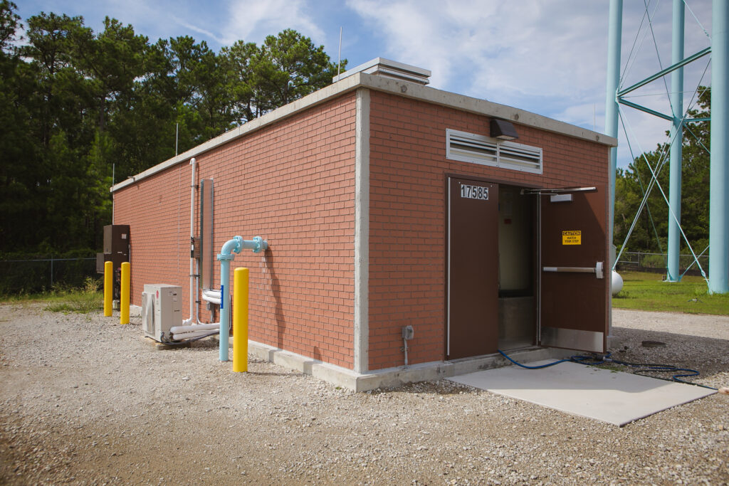 scotts hill pender ()